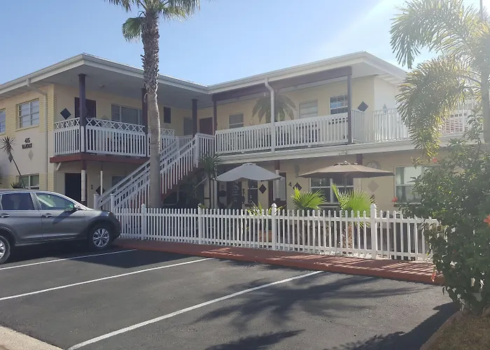 Silver Sands 2*