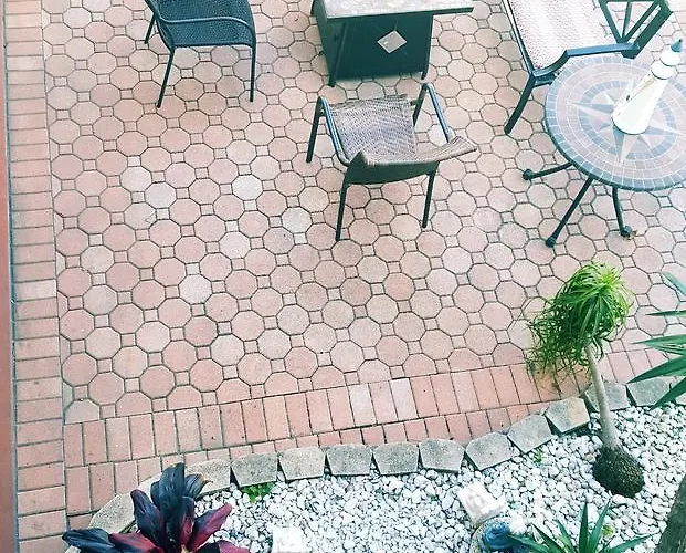 Silver Sands Hotel