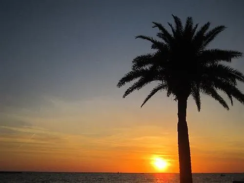 Hotel Silver Sands 2*