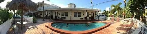 Silver Sands Hotel